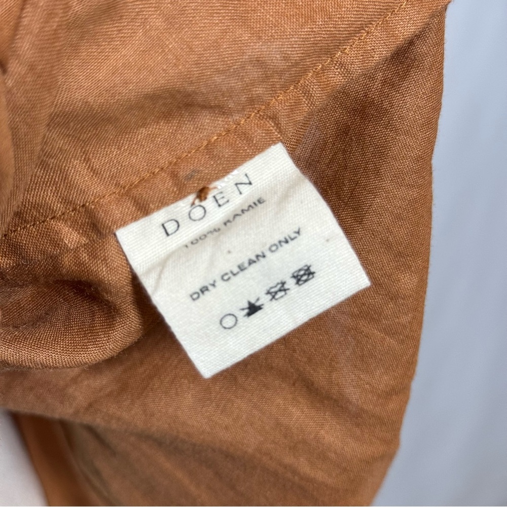 Doen Rust Ruffle-Front Blouse - Picture 9 of 10